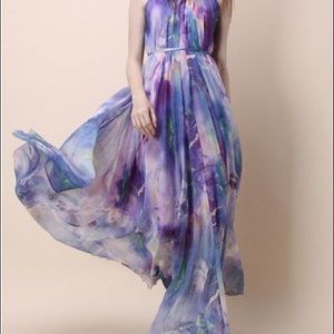 Floral Watercolor Maxi Slip Dress in Violet
Size L